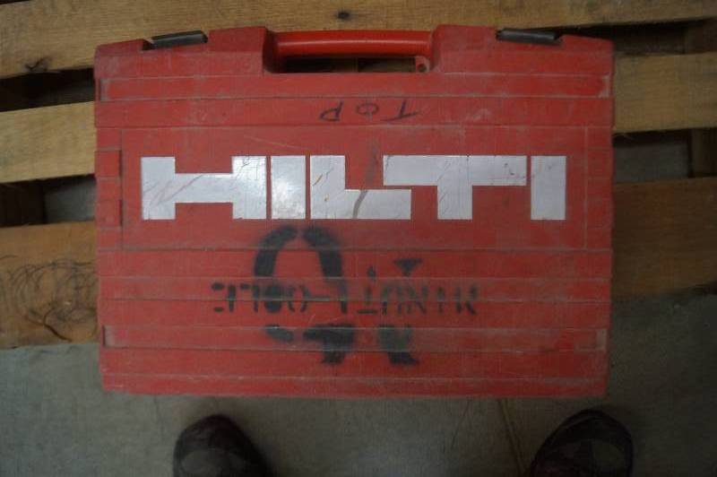 Hilti DX351 Powder Actuated Tool