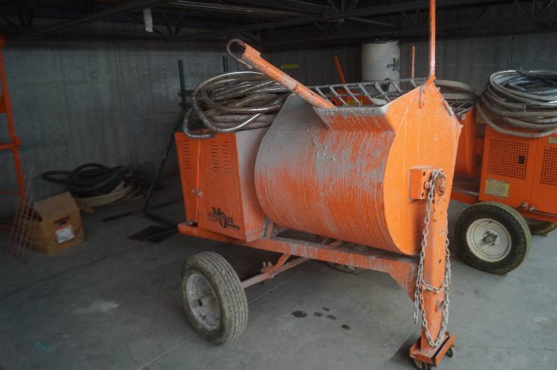 lot 57 image: Essick Mixer