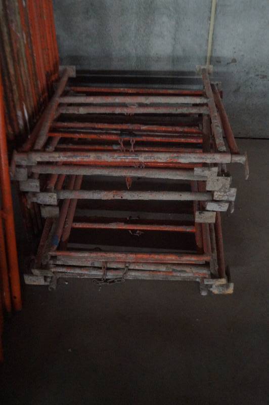 lot 71 image: Mud Board Stands
