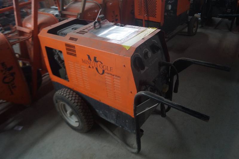 lot 94 image: Welder