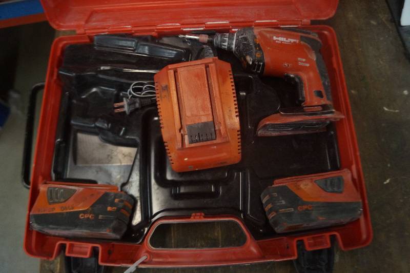 lot 104 image: Hilti Drill