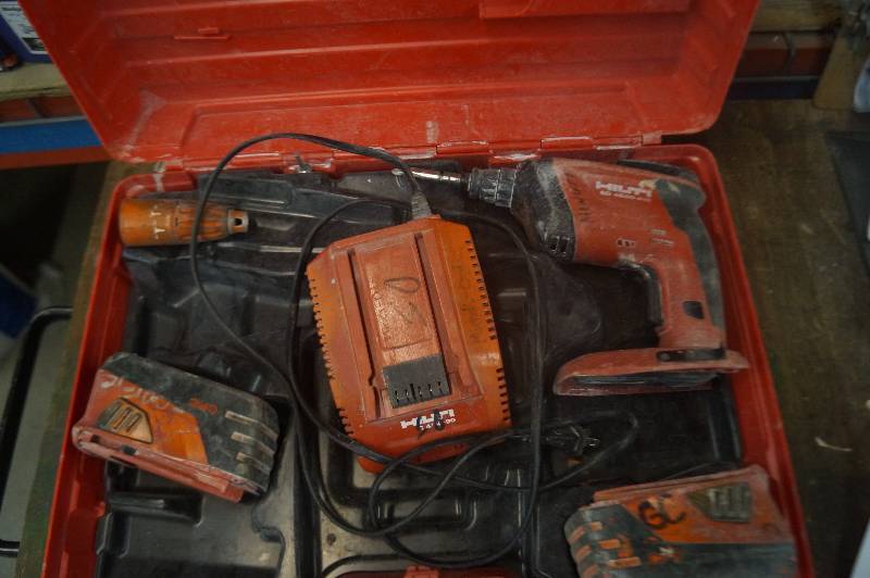 lot 105 image: Hilti Drill
