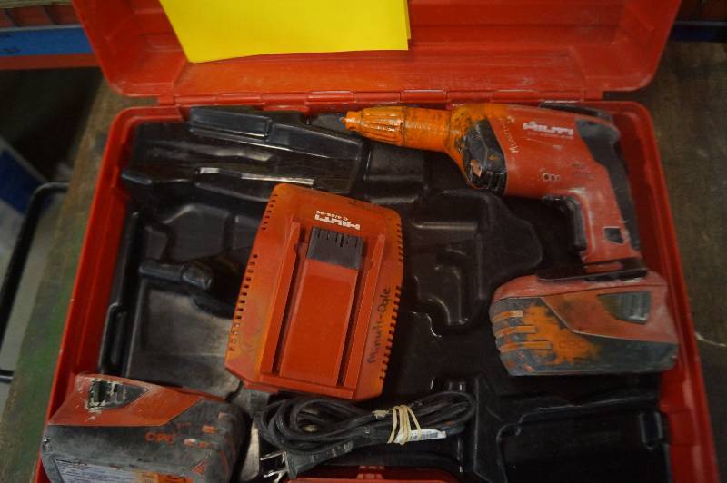 lot 112 image: Hilti Drill