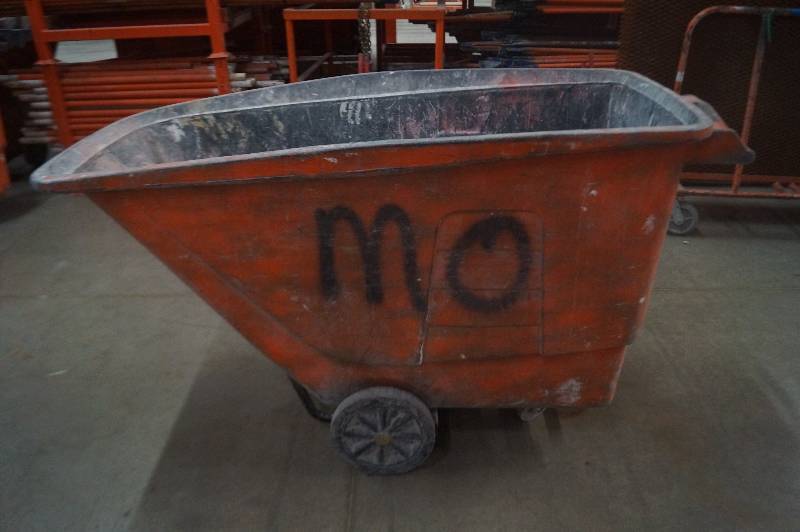 lot 155 image: Toter Tilt Truck