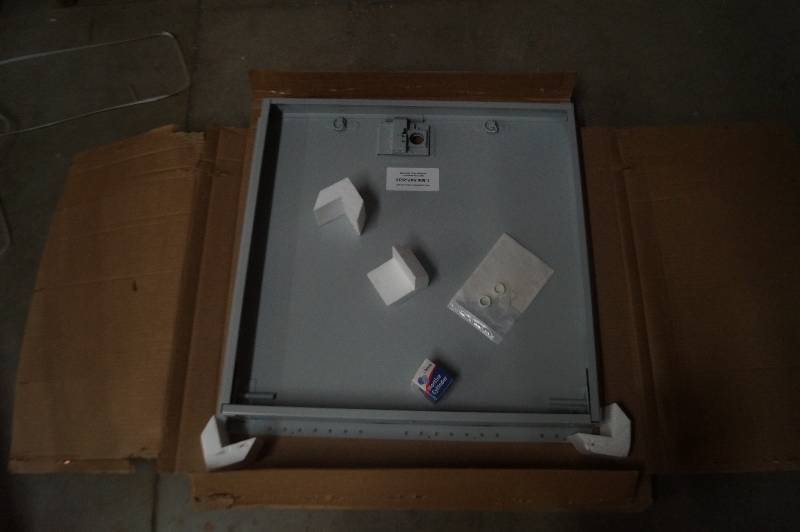 lot 206 image: Access Panels