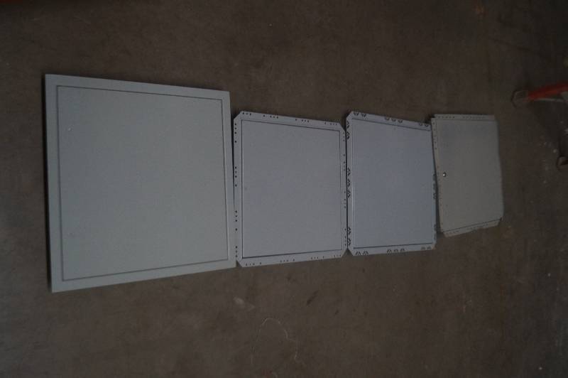 lot 211 image: Access Panels