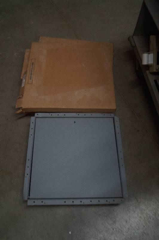 lot 212 image: Access Panels