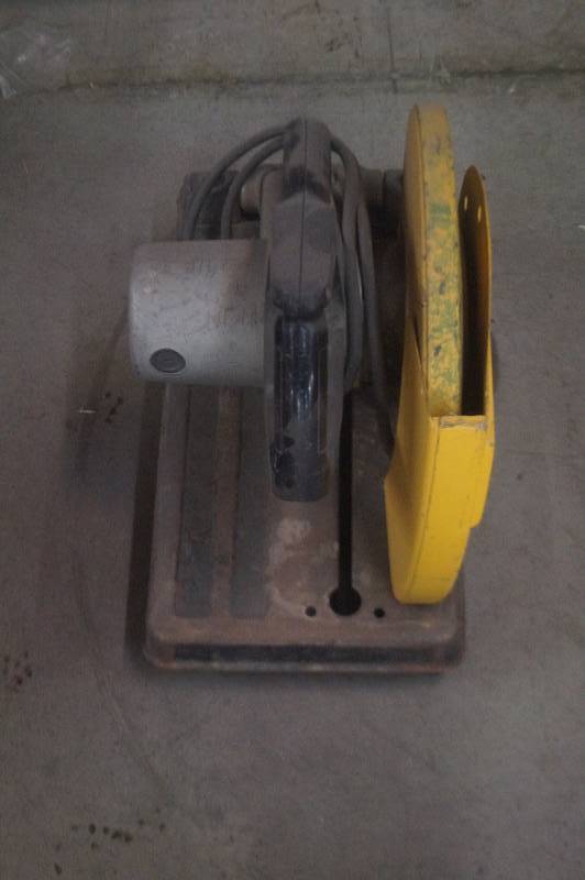 lot 227 image: DeWalt Chop Saw
