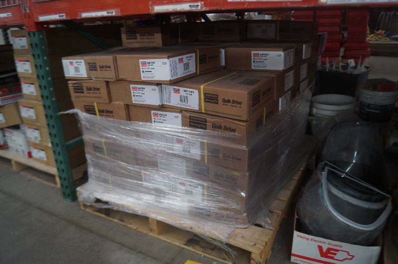 lot 232 image: Pallet of Simpson Screws