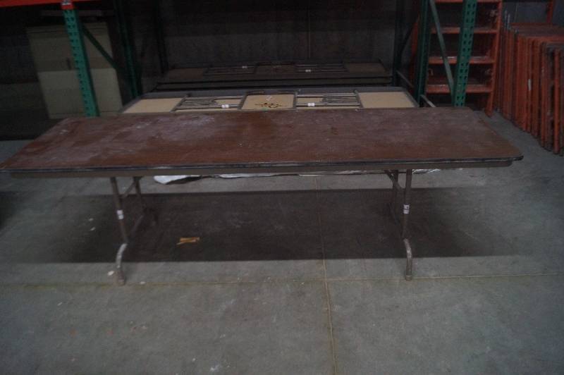 lot 169 image: Table