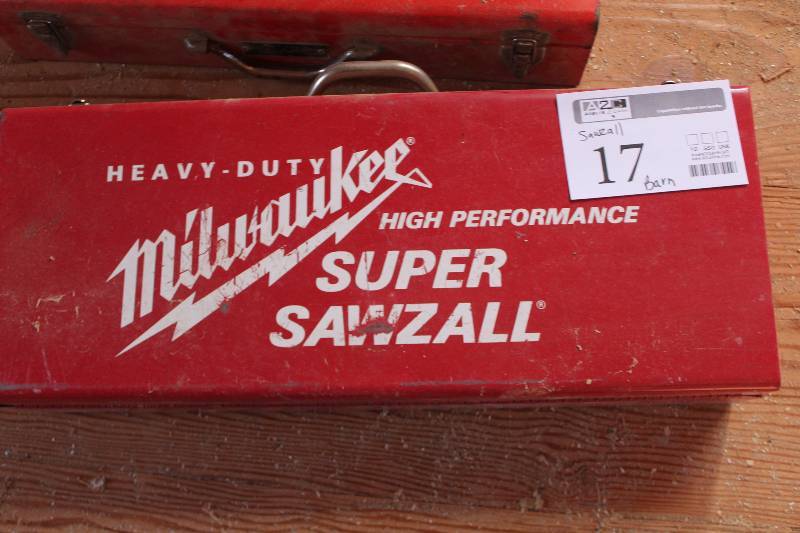 lot 17 image: Milwaukee Super Sawzall w Case