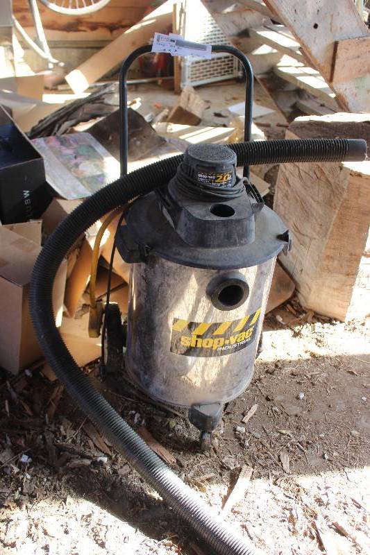 lot 40 image: Shop Vac Contractor Duty WetDry Vac