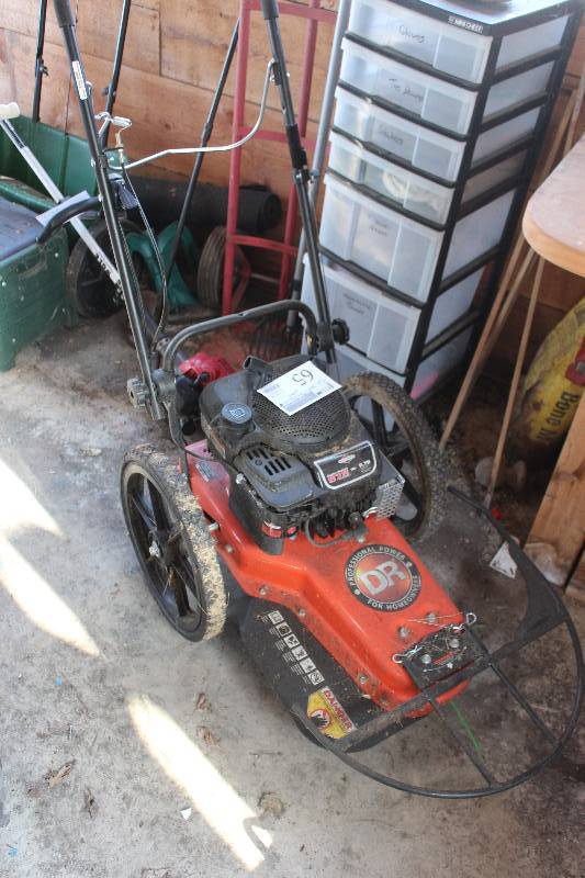 lot 65 image: DR Professional Trimmer