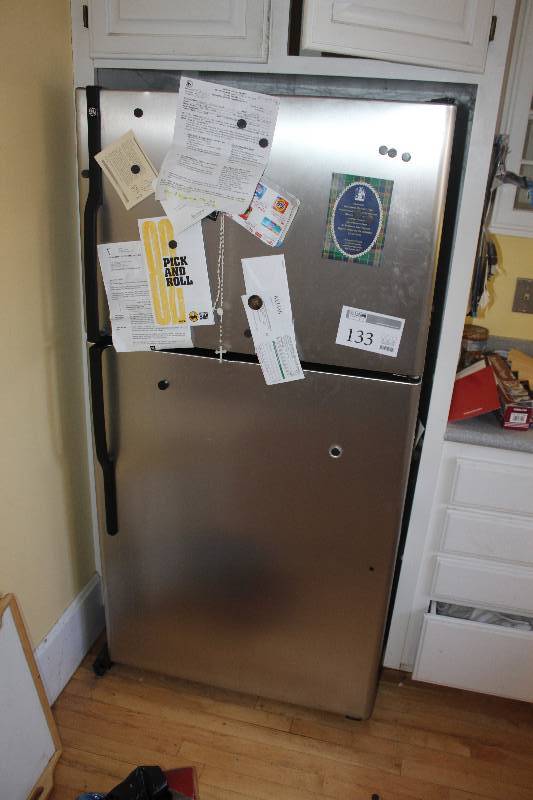 lot 133 image: GE Stainless Steel Refrigerator Freezer