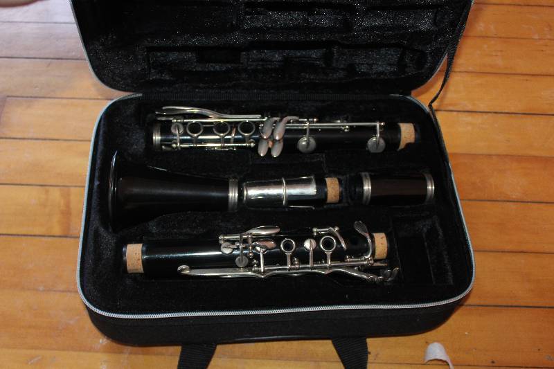 lot 126 image: Clarinet w Case