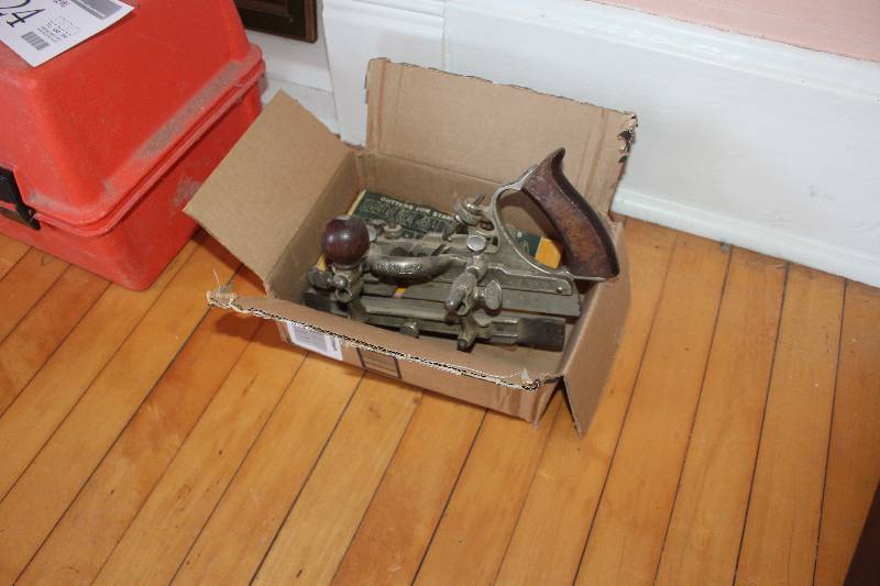 lot 125 image: Wood Plane