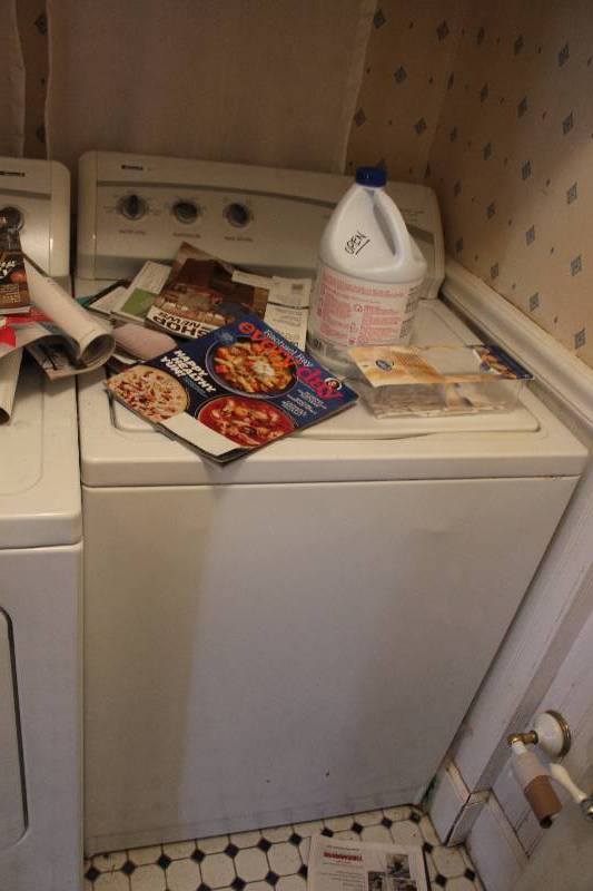 lot 137 image: Kenmore 500 Top Load Washer