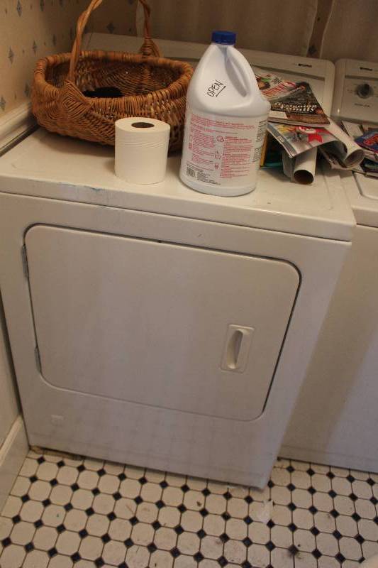 lot 136 image: Kenmore 500 Front Load Dryer