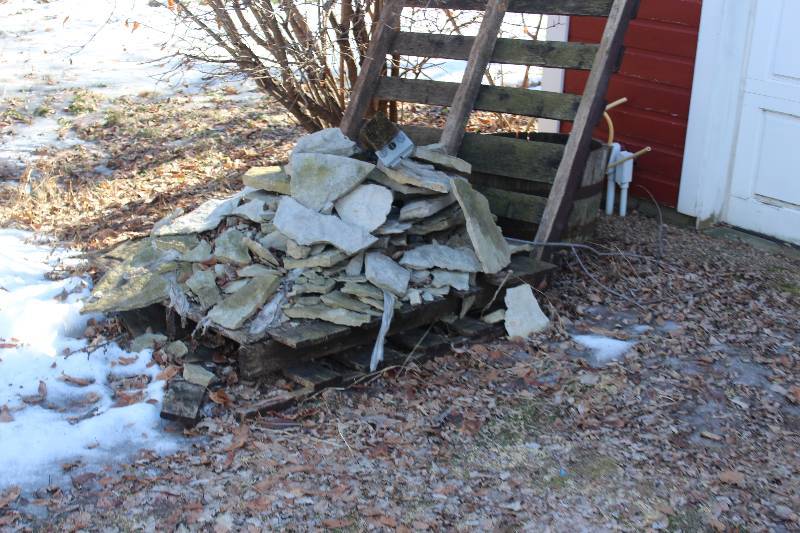 lot 146 image: Lat of Flagstone for Landscaping