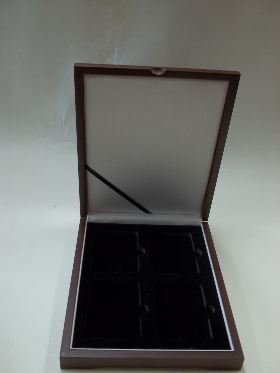 Wood Coin Display case, Held lots 1-4 for display