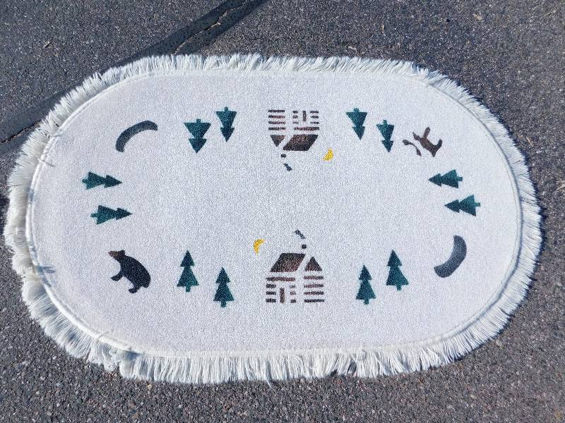 2.5x4 Hand Painted Fringed Oval Rug