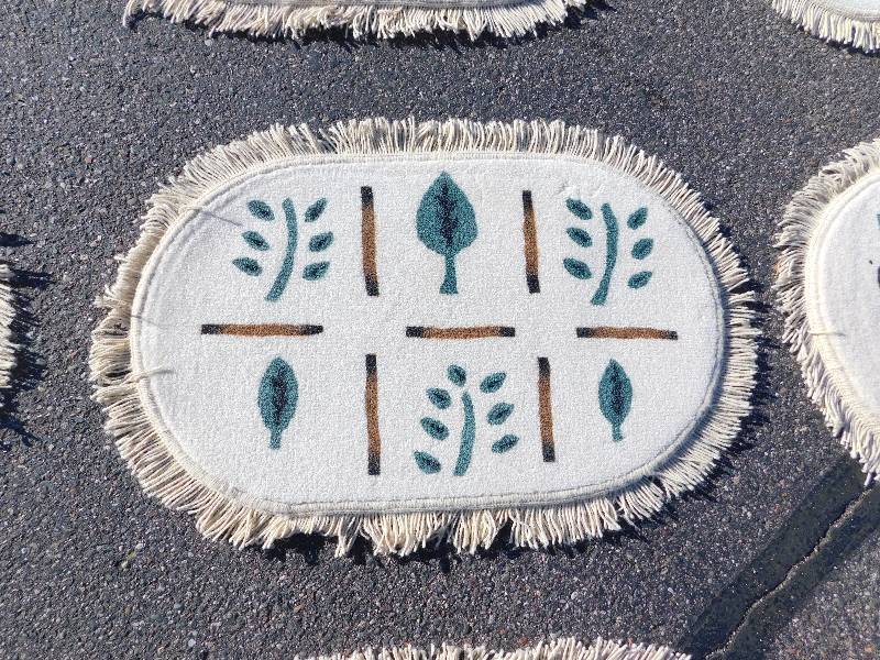 2x3 Hand Painted Small Fringed Oval Rug