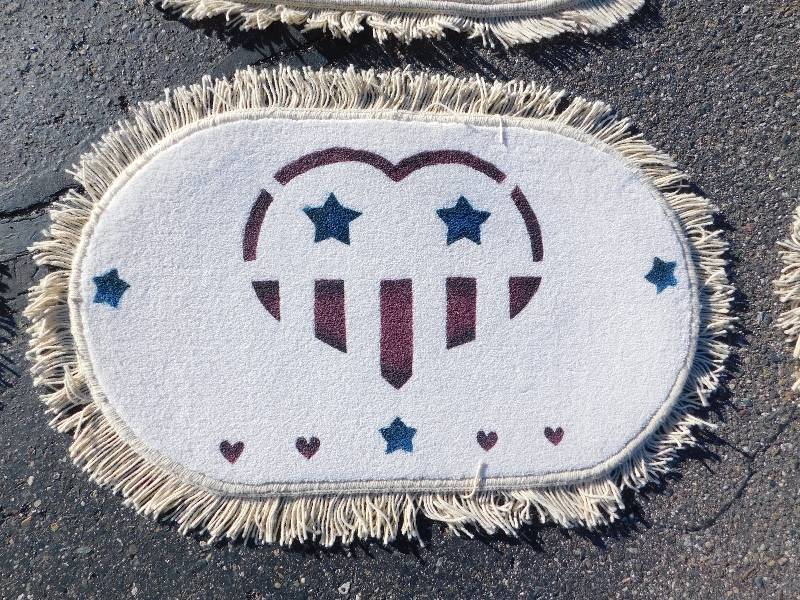 2x3 Hand Painted Small Fringed Oval Rug