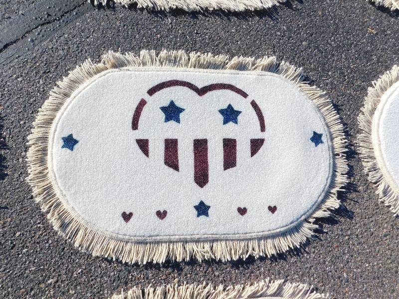 2x3 Hand Painted Small Fringed Oval Rug