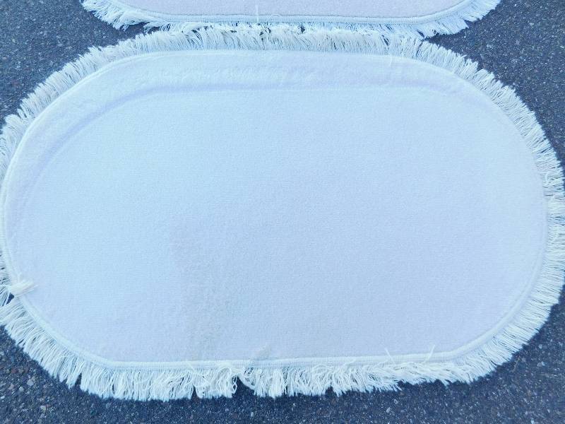 2 Blank 2.5x4 Fringed Oval Rugs