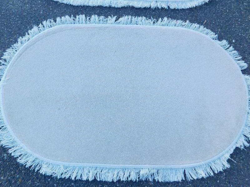 2 Blank 2.5x4 Fringed Oval Rugs