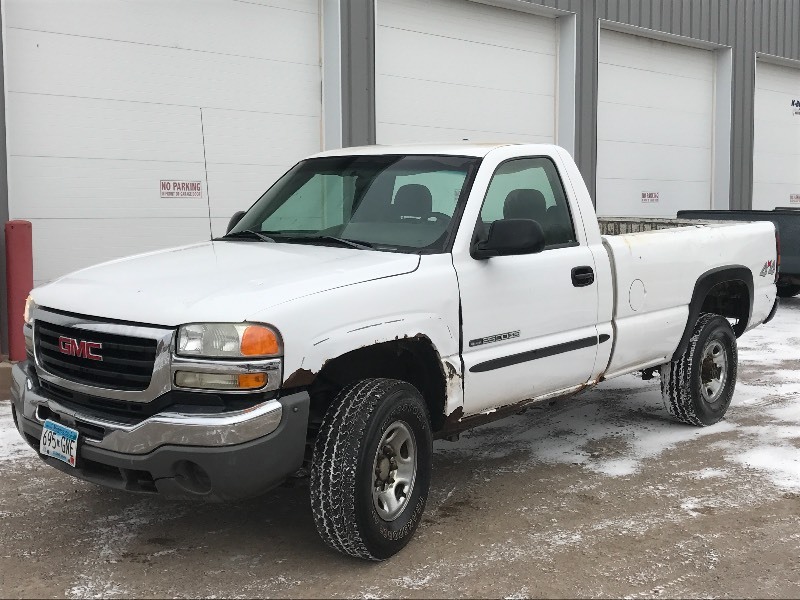 2004 GMC Sierra 2500HD