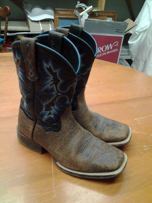 Ariat Youth Size 2 Boots
