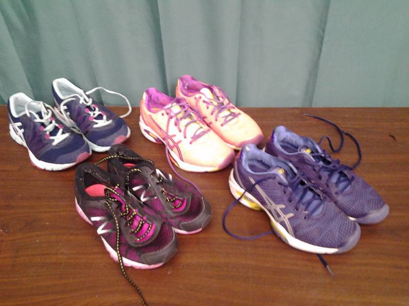 4-Pair Sneakers - Size 5