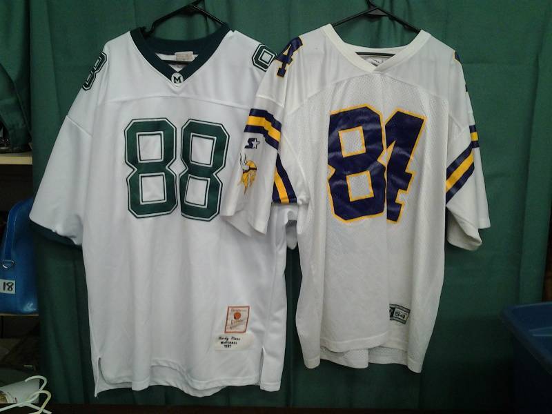 2-NFL Jerseys
