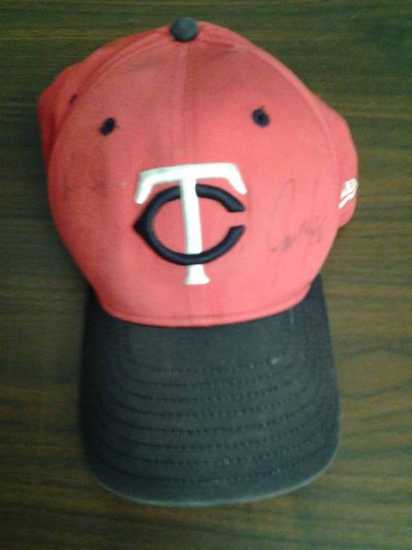 MN Twins Autographed Baseball Cap (Kyle Lohse & Others)