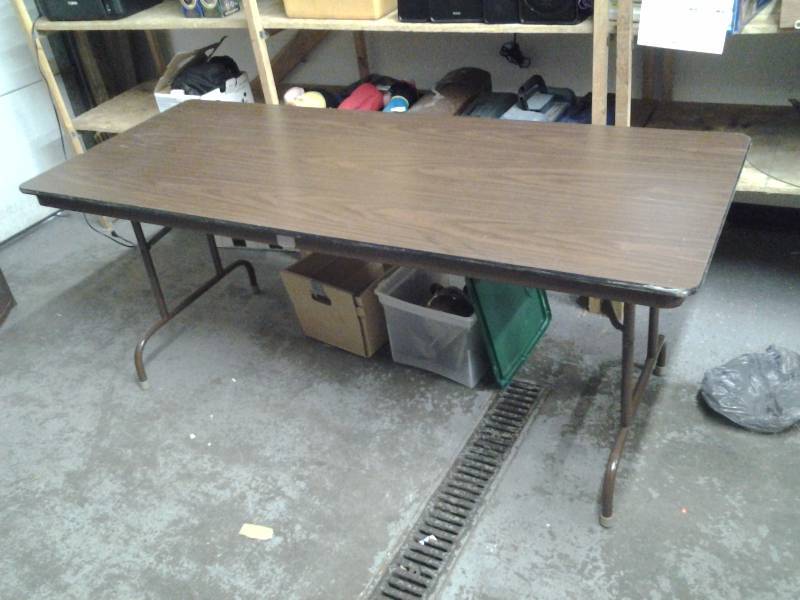lot 24 image: Folding Leg Banquet Table 72x30