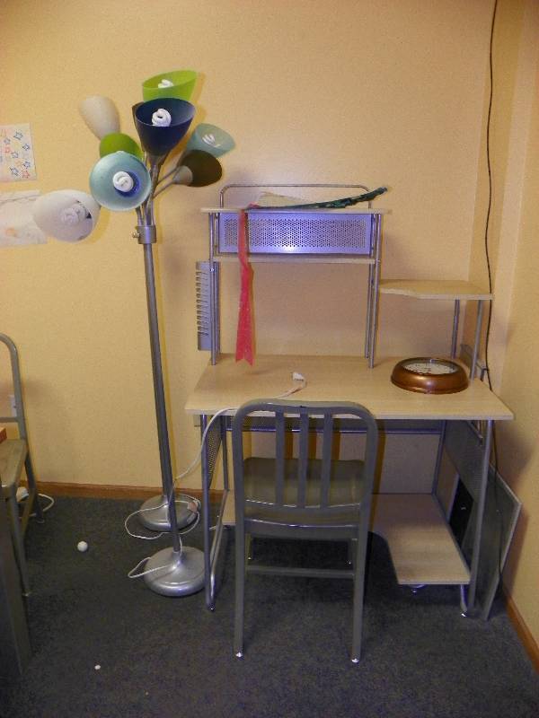 Office desk and chair, 2 floor lamps, and clock