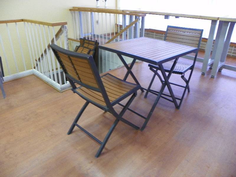 Outdoor Table and 2 Chairs. 28 square table x 28 tall