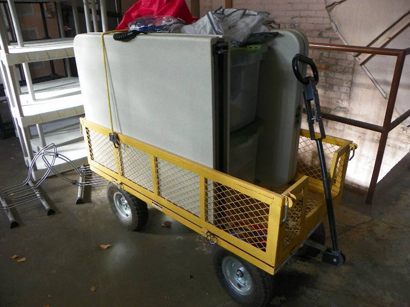 Wagon with tables and tubs