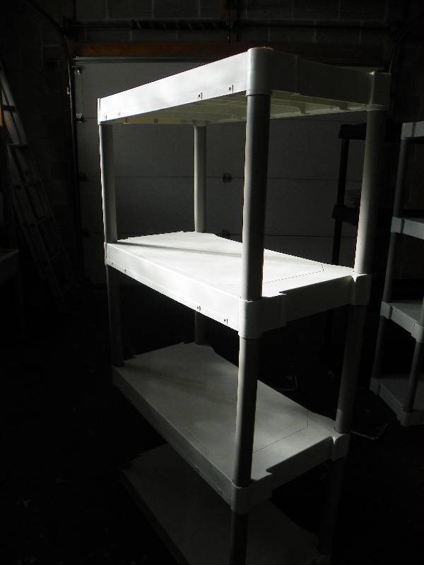 Shelving unit