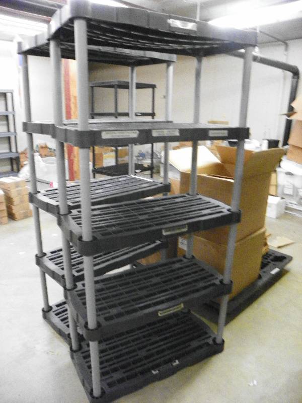 Shelving unit