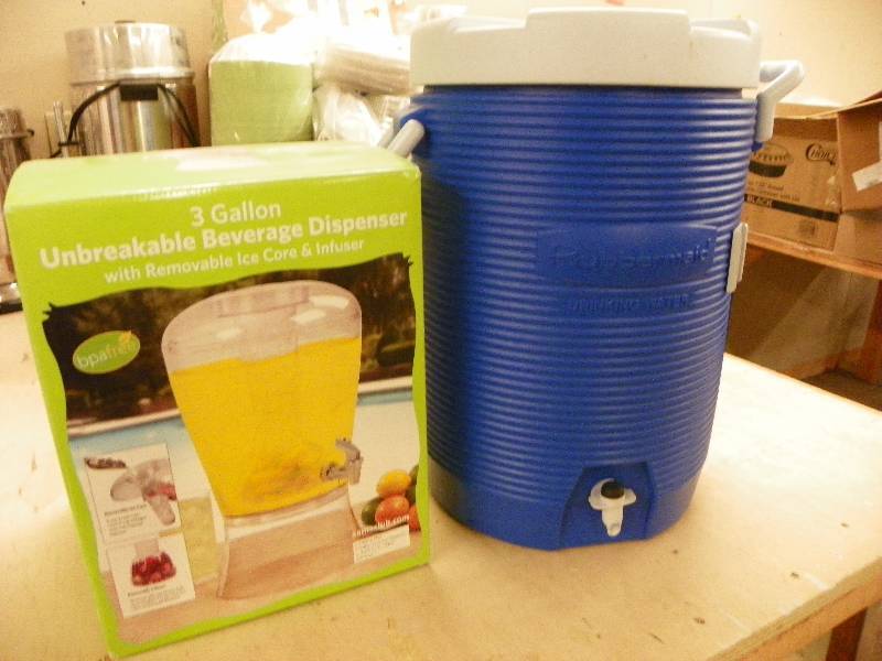 Insulated Water cooler with spigot
