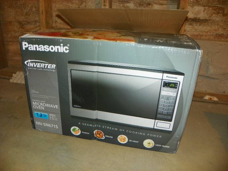 New Panasonic Microwave Oven