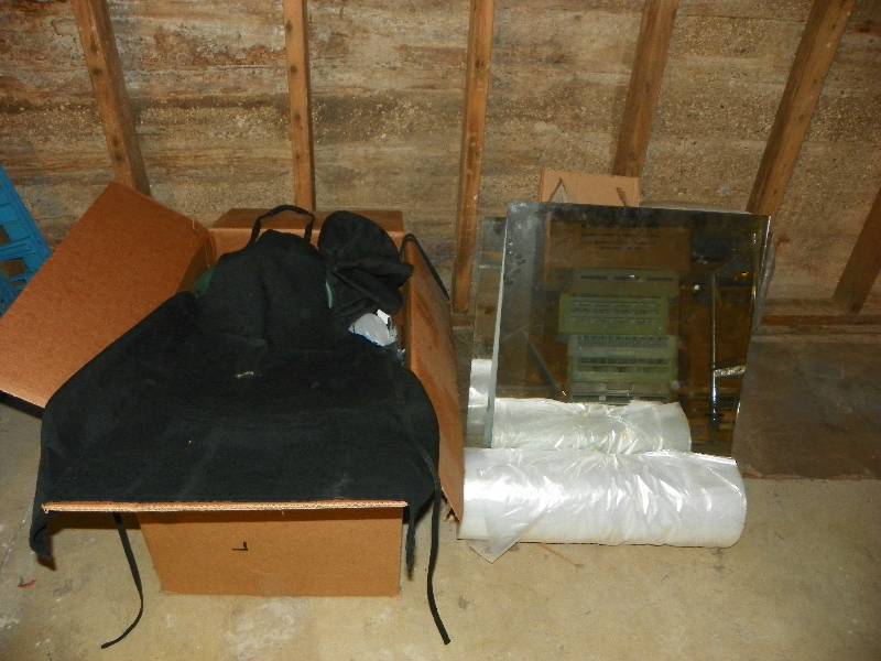 Aprons, plastic, mirror and caster wheels