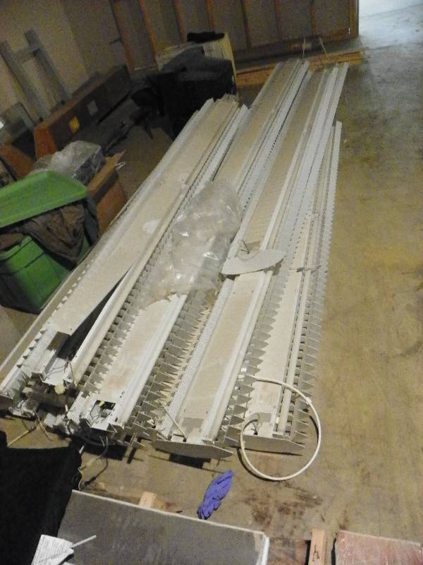 Fluorescent lights
