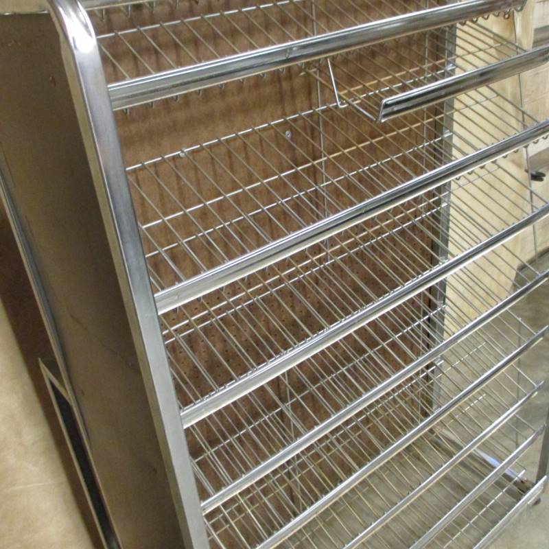 lot 30 image: 40x56x16 Wheeled Display Rack