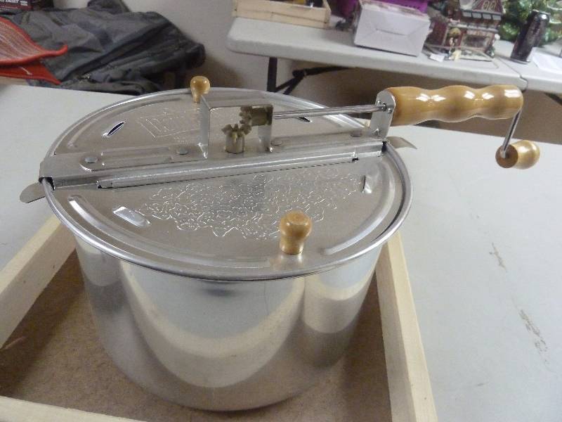 The Genuine Whirley Pop Popcorn Pan