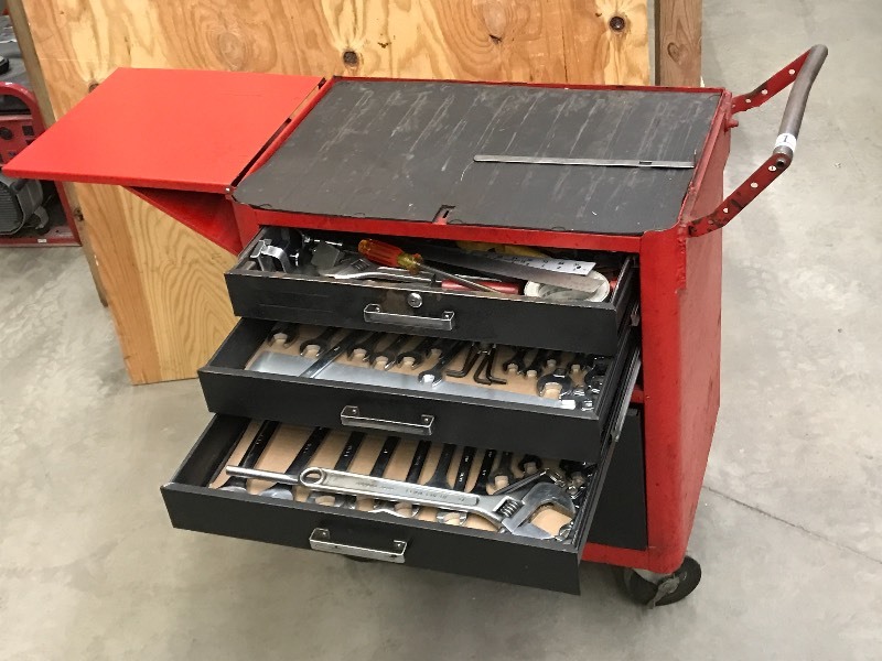lot 1 image: 3-Drawer Tool Chest With Contents