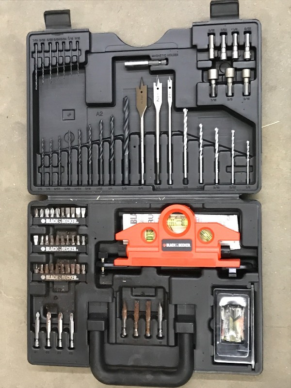 lot 34 image: Level & Bit Set