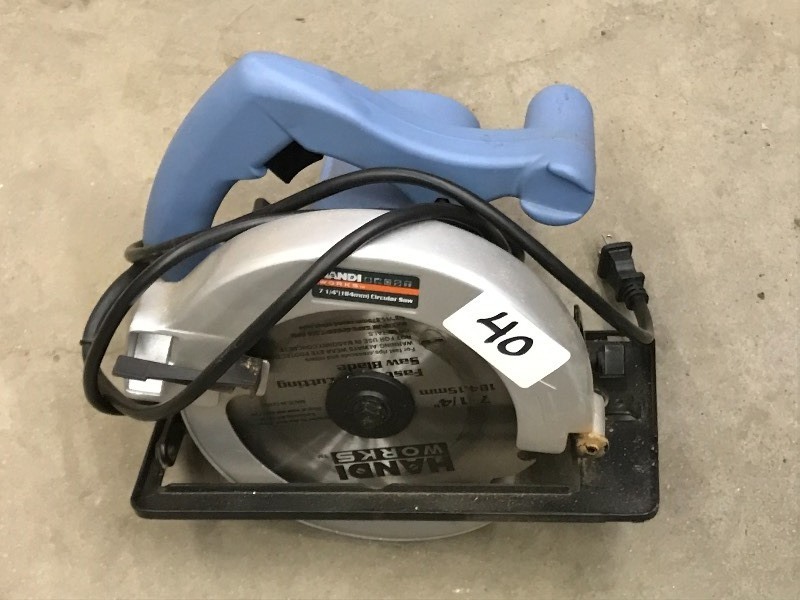 lot 40 image: Handi Circular Saw